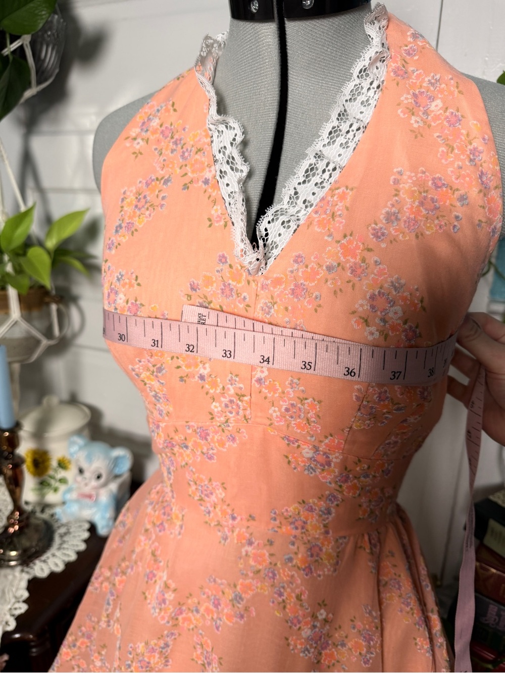 Handmade 1960s (?) XS Peach Halter Floral Maxi Dress - Picture 4 of 7